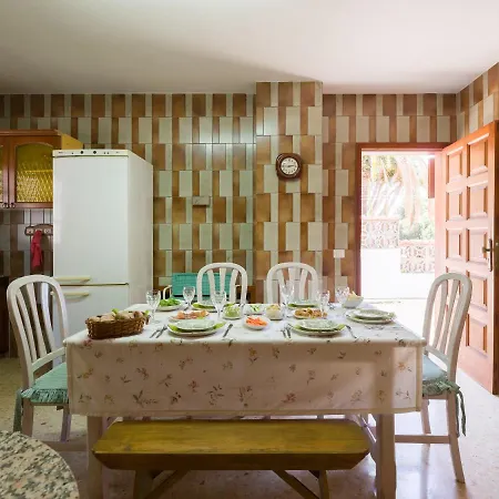 Casa Lolina بيت للعطل تيرور